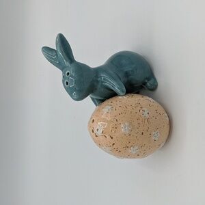 Easter Bunny & Egg Salt & Pepper Shakers